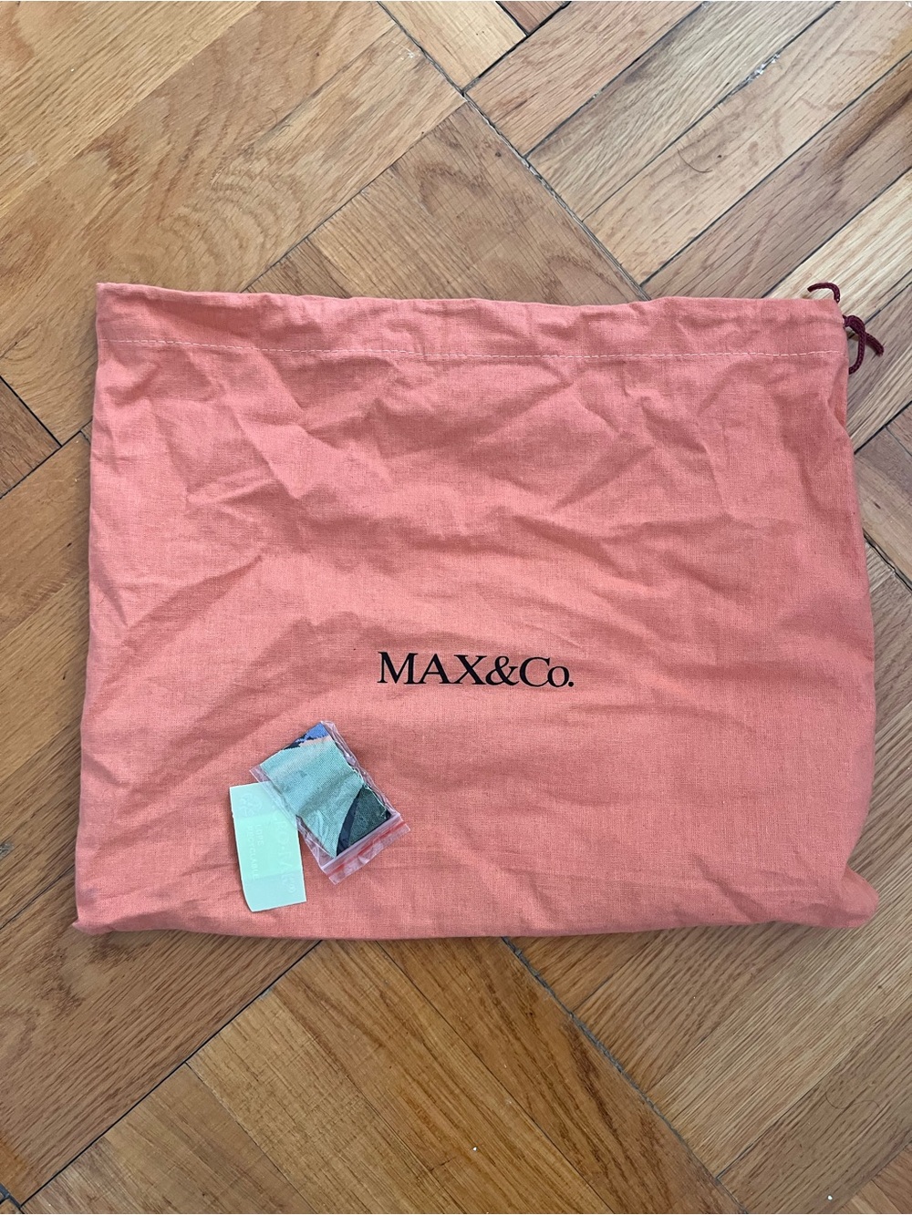 Max & Co summer bag - Picture 3 of 6